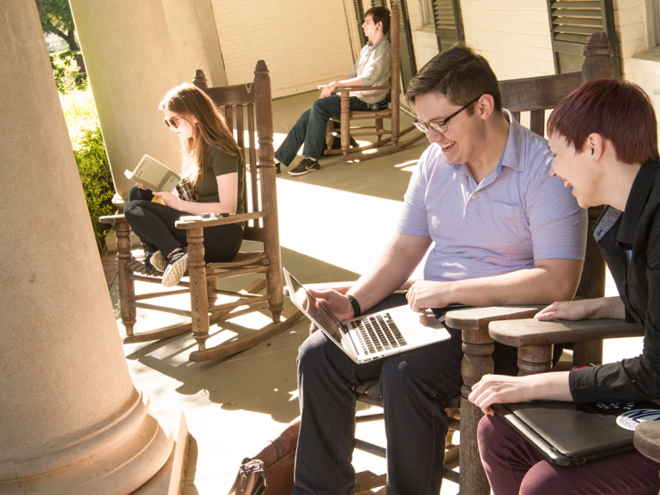 Centenary College featured in 2018 Colleges of Distinction guidebook